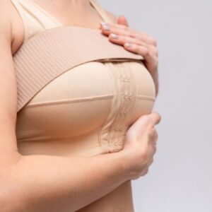 MAMOPLASTIA REDUTORA + PROTESE